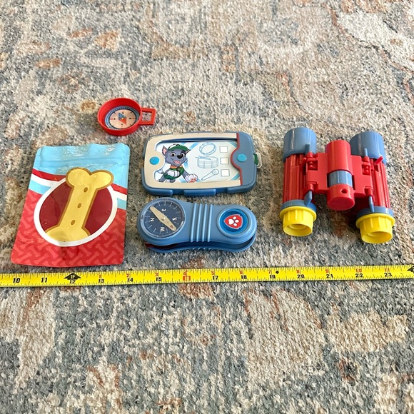 Melissa & Doug PAW Patrol Pup Pack Backpack Adventure Gear Toddler Kids Playset - Picture 3 of 3